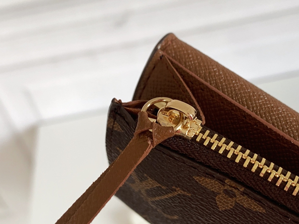 LVコピーウォレット角部分ディテール